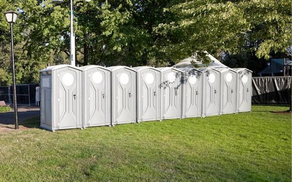 the number of special event portable toilets needed depends on the size and type of event, but our team can help determine the appropriate number based on attendance and duration